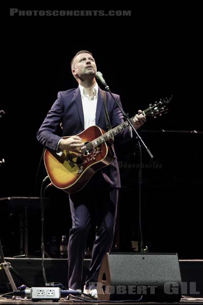 BELL X1 - 2017-09-11 - PARIS - Grand Rex - 